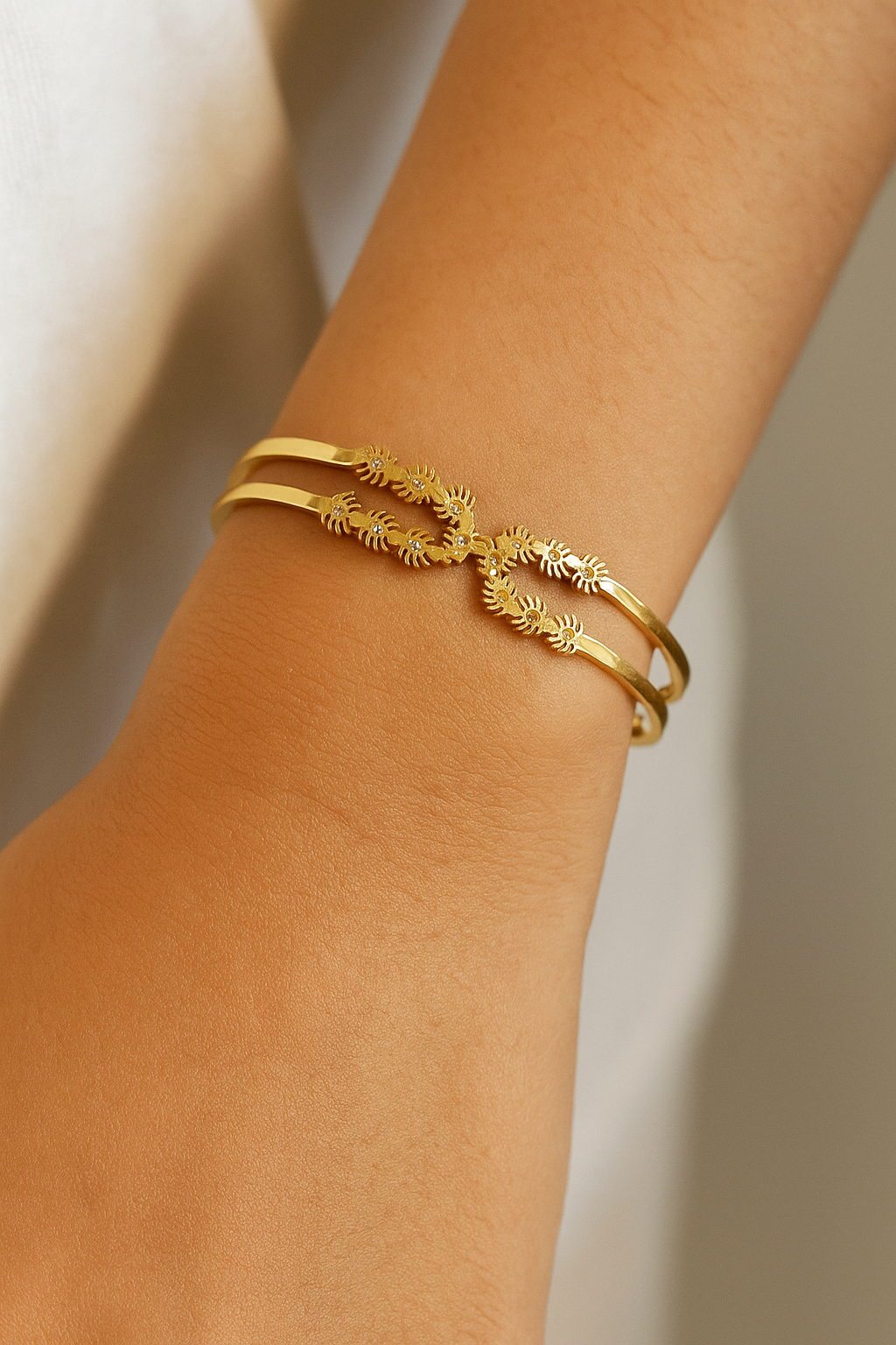 Anti-Tarnish Designer Openable Bracelet with American Diamonds | Premium Gold-Look Finish | Skin-Friendly | Stylish